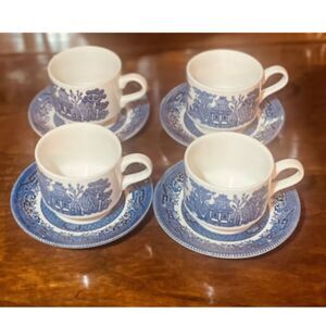 Churchill Blue Willow Tea Cups and Saucers Chinoiserie England Read Description